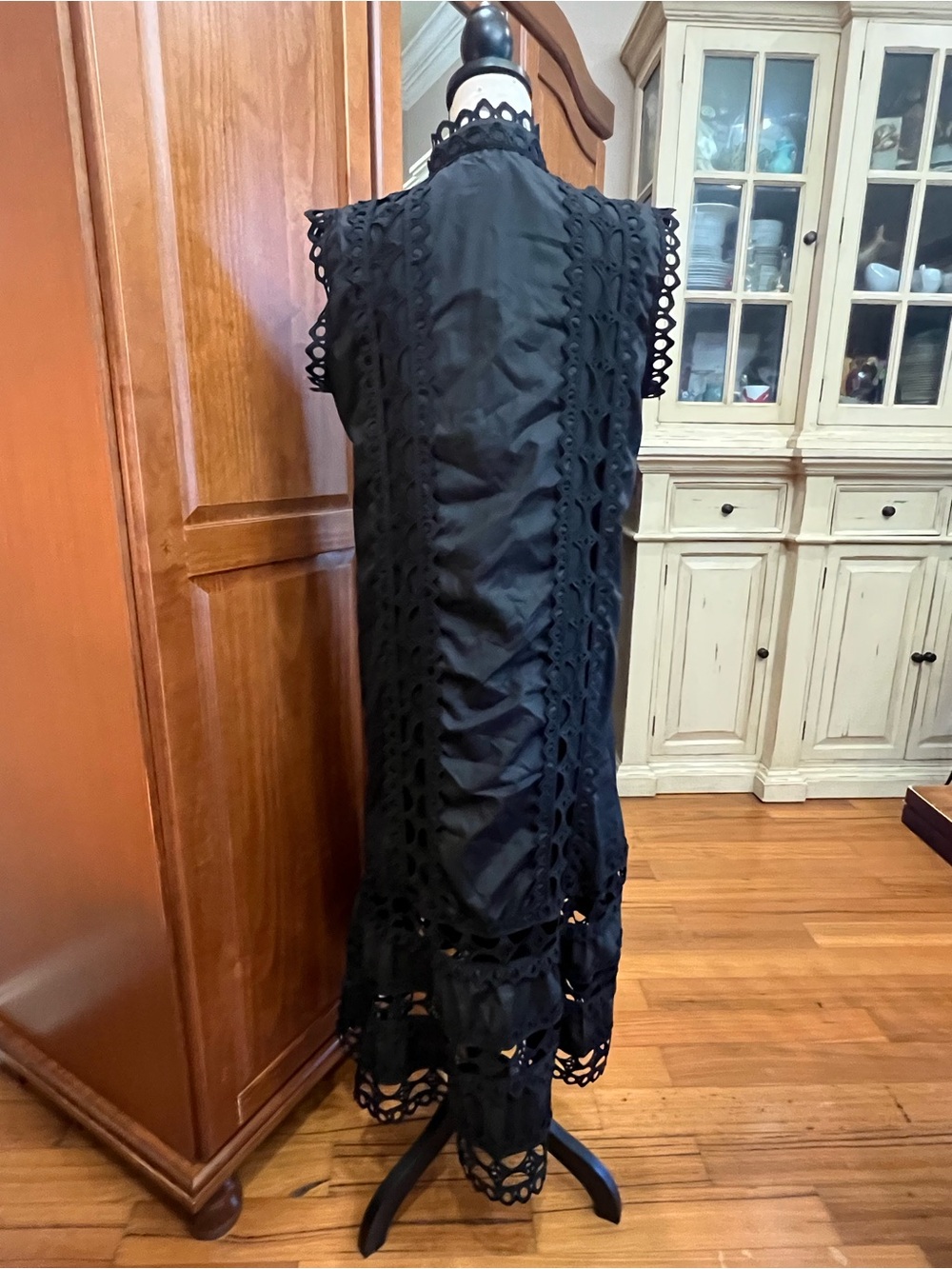 Black Lace-Trim Midi Shirt Dress with Waist Tie - Picture 6 of 14